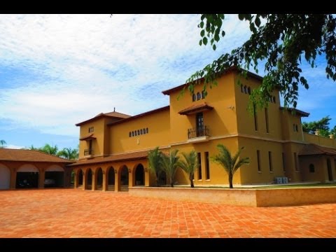 Luxury 6 bedroom Mansion for sale in a prestigous community – Dominican Republic Luxury Estate
