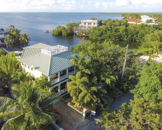 Signature Property – Victorian Elegance in Islamorada